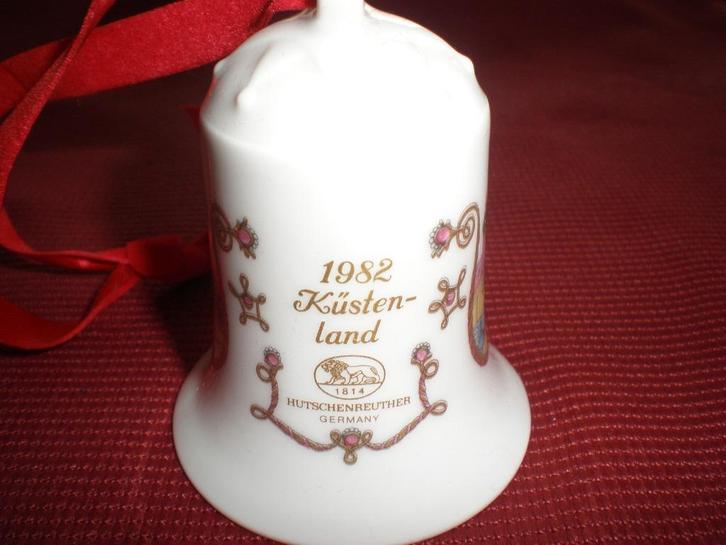 Hutschenreuter Weihnachts-Glocke 1982, Verzamelen, Porselein, Kristal en Bestek, Zo goed als nieuw, Overige typen, Porselein, Ophalen of Verzenden