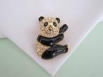 Broche pandabeer goudkleurig verguld zwart emaille/ rijnste, Sieraden, Tassen en Uiterlijk, Broches, Met kristal, Overige materialen
