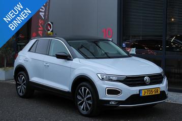 Volkswagen T-Roc 1.5 TSI Sport, VIRTUAL COCKPIT WINTERPAKKET beschikbaar voor biedingen