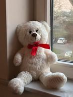 Schattige witte knuffelbeer met rode strik, Ophalen of Verzenden, Zo goed als nieuw, Stoffen beer, Overige merken
