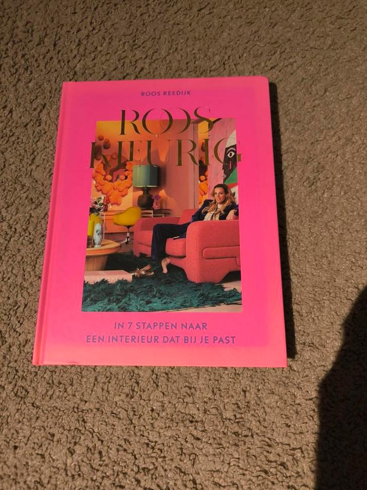 Roos Reedijk - Rooskleurig zgan, Boeken, Wonen en Tuinieren, Zo goed als nieuw, Interieur en Design, Ophalen of Verzenden
