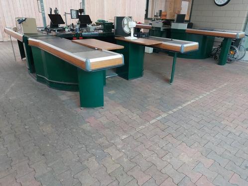 Kassa eiland met loopband geschikt voor 3 kassa's, Doe-het-zelf en Verbouw, Werkbanken, Gebruikt, Ophalen