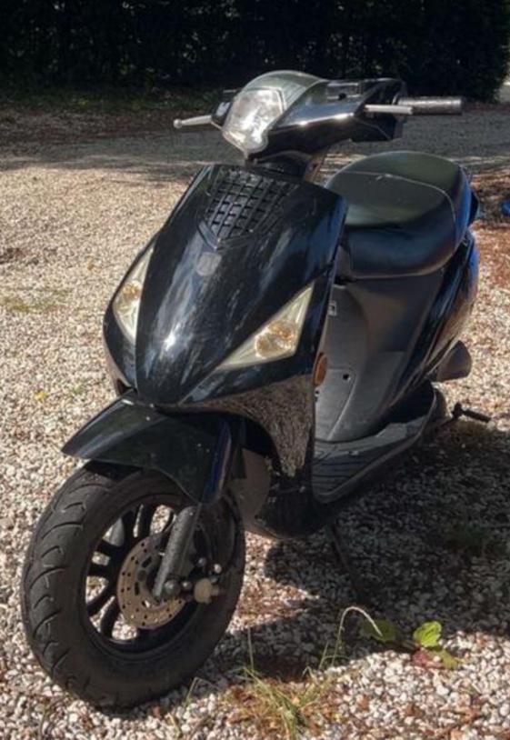 La souris city zip look 2018 SNEL WEG, Fietsen en Brommers, Scooters | Peugeot, Gebruikt, Overige modellen, Maximaal 25 km/u, Benzine