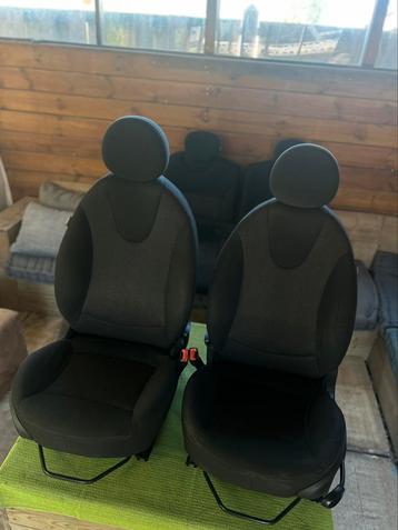 MINI COOPER interieur beschikbaar voor biedingen