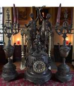 Zeer groot antieke klokkenstel met barok engel 1885, Antiek en Kunst, Antiek | Klokken, Ophalen of Verzenden