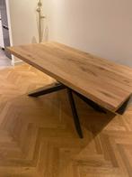 Eiken houten tafel massief, Huis en Inrichting, Tafels | Eettafels, Ophalen of Verzenden, Zo goed als nieuw