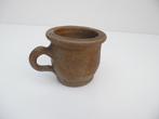 Bodemvondst steengoed beker kruikje drinkbeker kopje theekop, Antiek en Kunst, Antiek | Keramiek en Aardewerk, Ophalen of Verzenden