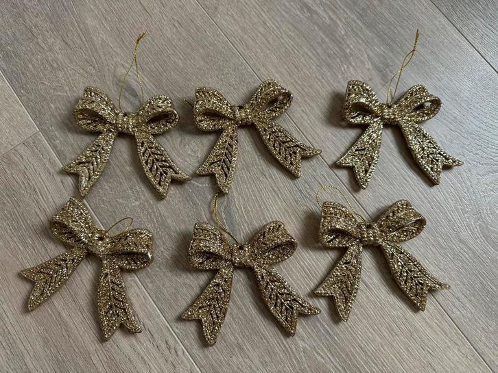 Goodwill kerstornament 6 strikjes, Diversen, Kerst, Zo goed als nieuw, Ophalen of Verzenden