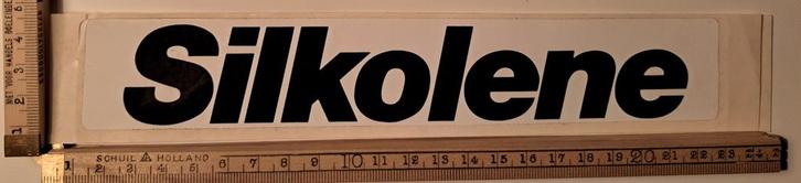 Vintage autosticker Silkolene smeermiddelen olie logo merk, Verzamelen, Stickers, Zo goed als nieuw, Ophalen of Verzenden