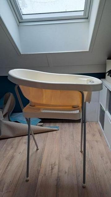 Bébé jou kinderbadje beschikbaar voor biedingen