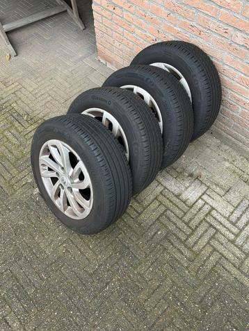 Zomerbanden op Velg - 205/60 R16 beschikbaar voor biedingen