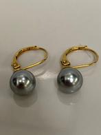 Oorbellen grijze parel, Ophalen of Verzenden, Oorbellen