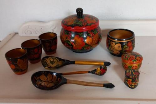 10 delig Russische lakdoosjes en lepels  KHOKHLOMA, Antiek en Kunst, Curiosa en Brocante, Ophalen of Verzenden