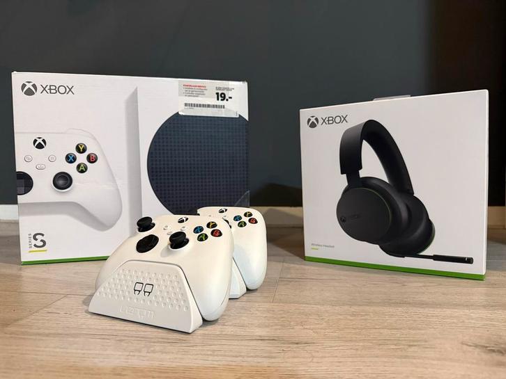 Xbox Series S 512GB - Gameconsole, Spelcomputers en Games, Games | Nintendo Switch, Zo goed als nieuw, Avontuur en Actie, 1 speler