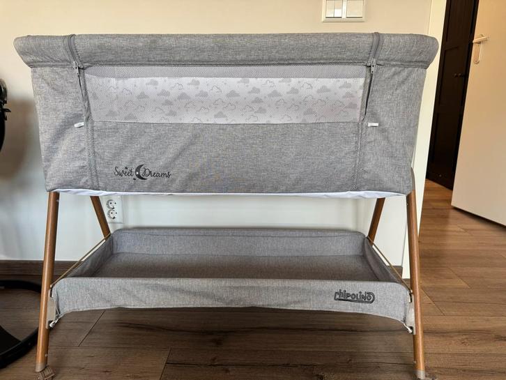 Chipolino Co-Sleeper Wieg Grey/Wood - Zo Goed Als Nieuw, Kinderen en Baby's, Babywiegjes en Ledikanten, Zo goed als nieuw, Wieg