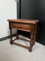 Charmant antiek houten tafeltje met lade, Antiek en Kunst, Antiek | Meubels | Tafels, Ophalen