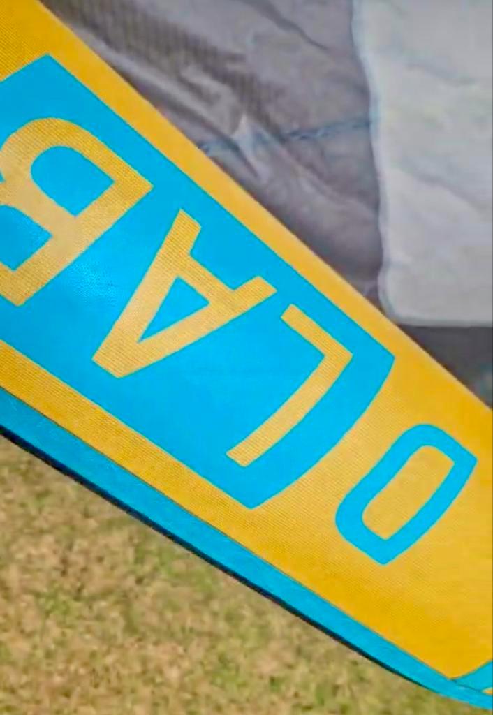 Duotone NEO D-lab 2022 - Heel Goede Staat!, Watersport en Boten, Kitesurfen, Gebruikt, Kite, 10 m², Geen board, Ophalen