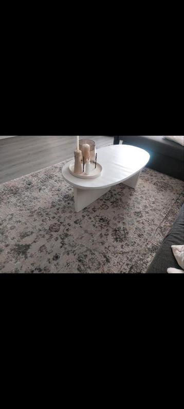 Vloerkleed 200x290 cm - Zo goed als nieuw! beschikbaar voor biedingen