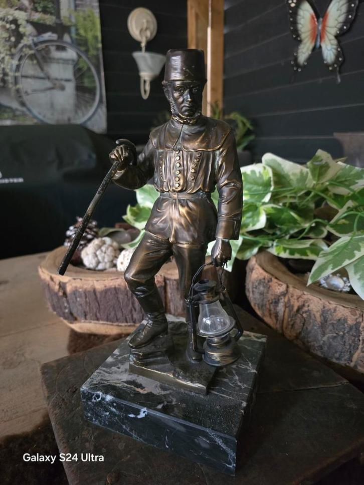 Dit is een bronzen beeldje van een mijnwerker. , Antiek en Kunst, Antiek | Koper en Brons, Ophalen