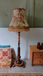 Eyecatcher vintage antiek staande houten lamp bloemen kap, Ophalen of Verzenden