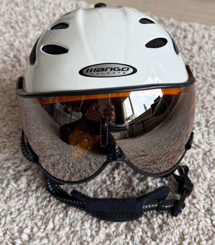 Skihelm MANGO Sport safety met vizier, Sport en Fitness, Skiën en Langlaufen, Zo goed als nieuw, Overige typen, Skiën, Overige merken
