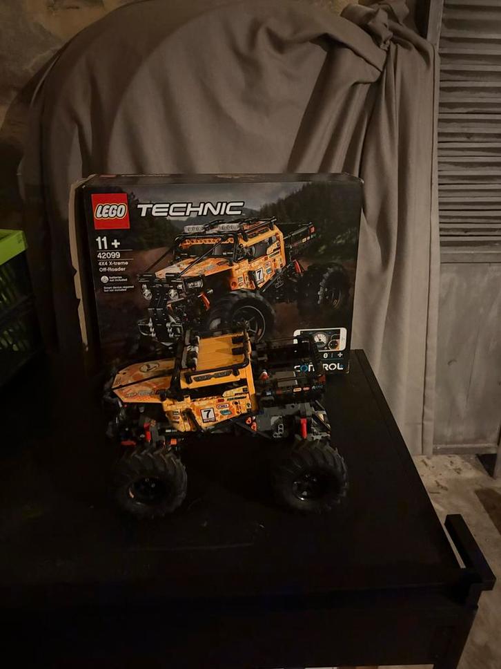 Lego Technic monstertruck 42099 - Afstandsbediening, Kinderen en Baby's, Speelgoed | Duplo en Lego, Zo goed als nieuw, Lego, Complete set