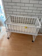 Wiegje met matras. In goede staat., Ophalen, Zo goed als nieuw, Wieg