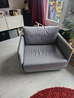 Stoel / 1 persoons slaapbank grijs van kleur, Huis en Inrichting, Slaapkamer | Slaapbanken, Ophalen, Zo goed als nieuw, Eenpersoons