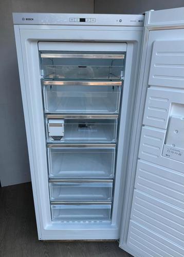 Bosch vriezer No Frost Energieklasse A+++. beschikbaar voor biedingen
