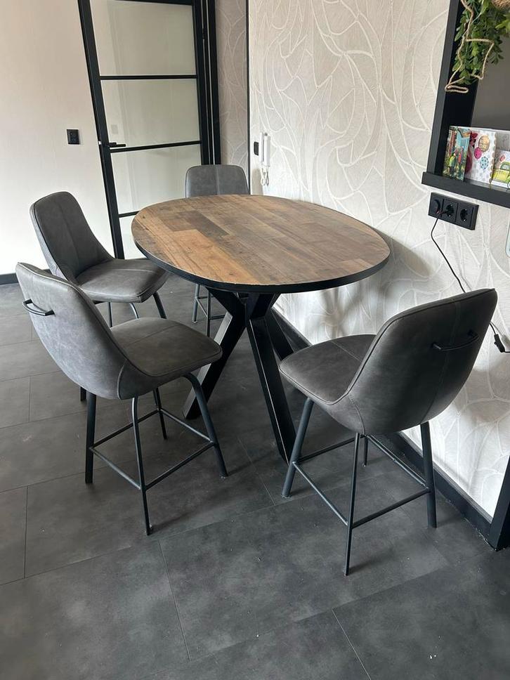 Hoge Eettafel met Stoelen, Huis en Inrichting, Tafels | Eettafels, Zo goed als nieuw, 100 tot 150 cm, 50 tot 100 cm, Vier personen