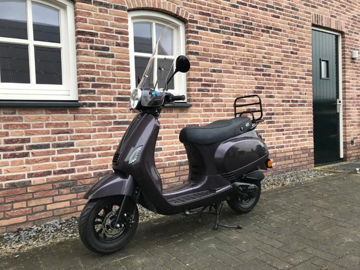 GTS TOSCANA 45KM 2022 LA SOURIS SOURINI BTC RIVA AGM VX VX50, Fietsen en Brommers, Scooters | Overige merken, Gebruikt, Maximaal 45 km/u