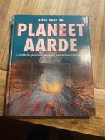 Planeet aarde boek, Ophalen of Verzenden, Zo goed als nieuw