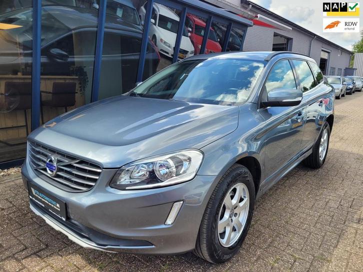 Volvo XC60 2.0 T5 AWD Momentum NAVI / LEER / TREKHAAK, Auto's, Volvo, Bedrijf, Te koop, XC60, 4x4, ABS, Airbags, Airconditioning