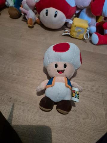 super mario toad knuffel  beschikbaar voor biedingen