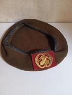 oude militaire baret met embleem INTENDANCCE, Verzamelen, Militaria | Algemeen, Ophalen of Verzenden, Landmacht, Nederland, Helm of Baret