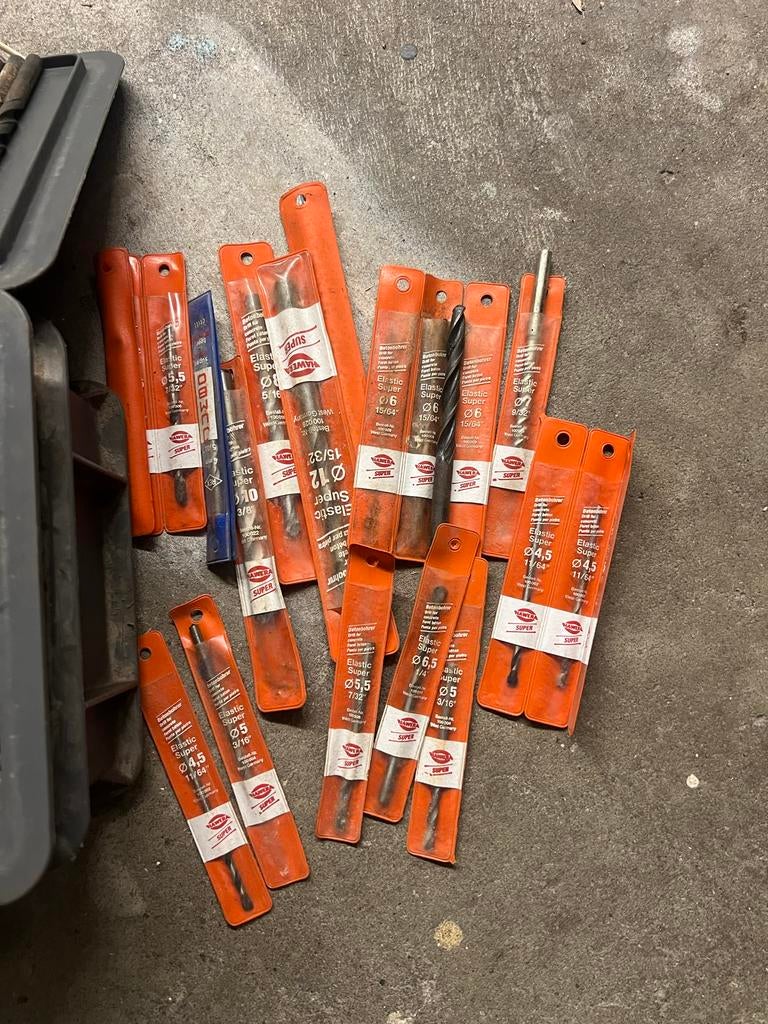 Boor set +-50 stuks + koffer, Ophalen of Verzenden, Gebruikt