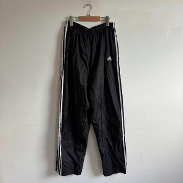 Vintage sportieve Adidas broek maat XL beschikbaar voor biedingen