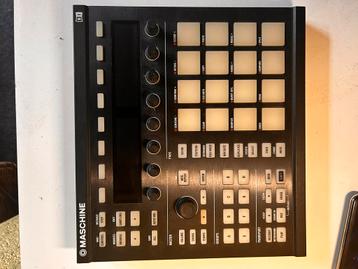Native Instruments Maschine mk1 beschikbaar voor biedingen