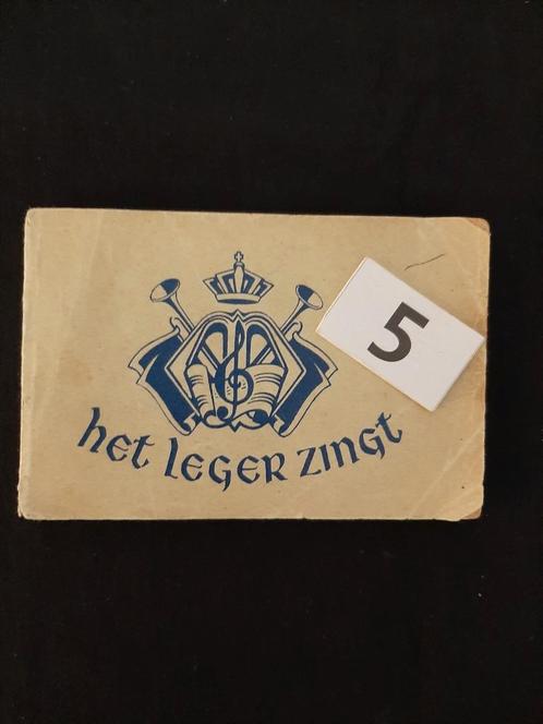 Het leger Zingt 1947 Nederlands Indië, Verzamelen, Militaria | Algemeen, Landmacht, Boek of Tijdschrift, Nederland, Ophalen of Verzenden