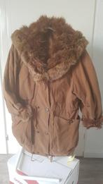 Prachtige parka jas in een mooie bruine teint., Ophalen, Zo goed als nieuw, Maat 38/40 (M), Bruin