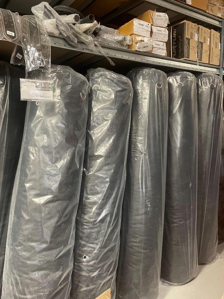 BOKSZAK OPRUIMING, Sport en Fitness, Boksen, Nieuw, Bokszak, Ophalen