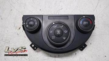 Kachel Bedieningspaneel van een Kia Soul beschikbaar voor biedingen