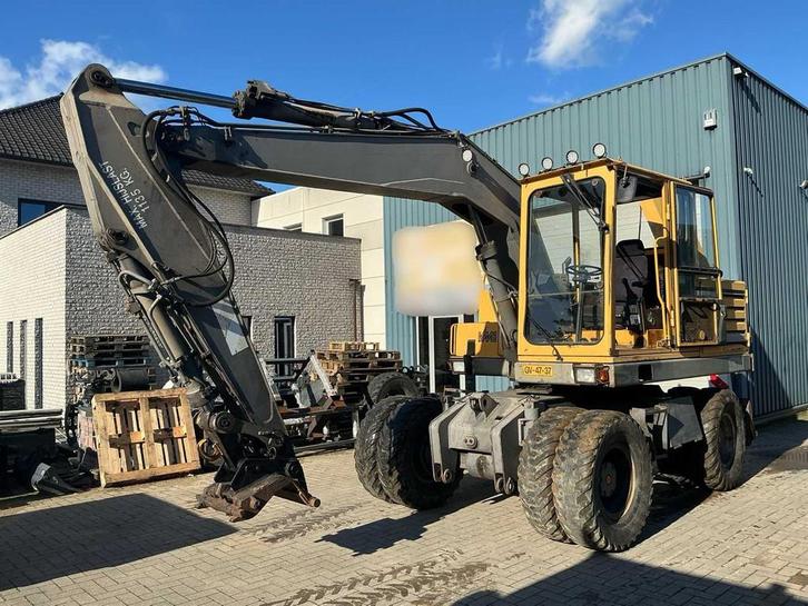 Akerman H5M Bandenkraan Banden graafmachine, Zakelijke goederen, Machines en Bouw | Kranen en Graafmachines, Graafmachine