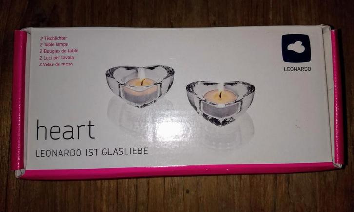Leonardo twee glazen waxinelichthouders in hartvorm, Huis en Inrichting, Woonaccessoires | Kandelaars en Kaarsen, Nieuw, Minder dan 25 cm