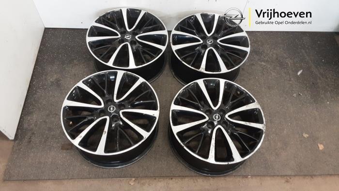 Velgen set van een Opel Corsa (Corsa E 15-), Auto-onderdelen, Banden en Velgen, Personenwagen, Gebruikt, 3 maanden garantie, Ophalen of Verzenden