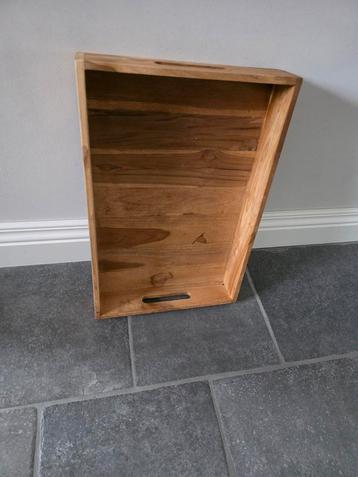 Houten Dienblad met Handgrepen beschikbaar voor biedingen
