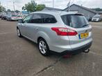 Ford Focus Wagon 1.0 EcoBoost Titanium, Euro 5, Gebruikt, Zwart, Navigatiesysteem