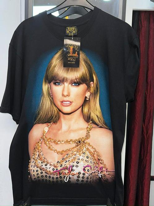 Taylor swift t-shirt maat xl, Kleding | Heren, T-shirts, Nieuw, Maat 56/58 (XL), Zwart, Ophalen of Verzenden