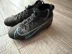 Nike voetbalschoenen maat 33, Maat XS of kleiner, Ophalen of Verzenden, Gebruikt, Schoenen
