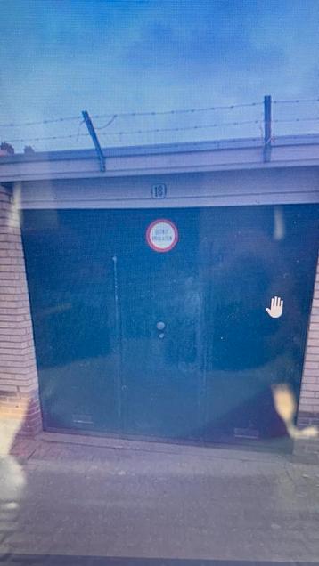 Te koop garagebox Dordrecht.  beschikbaar voor biedingen